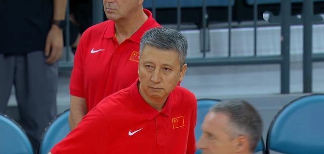 中国男篮官, 身材的原因