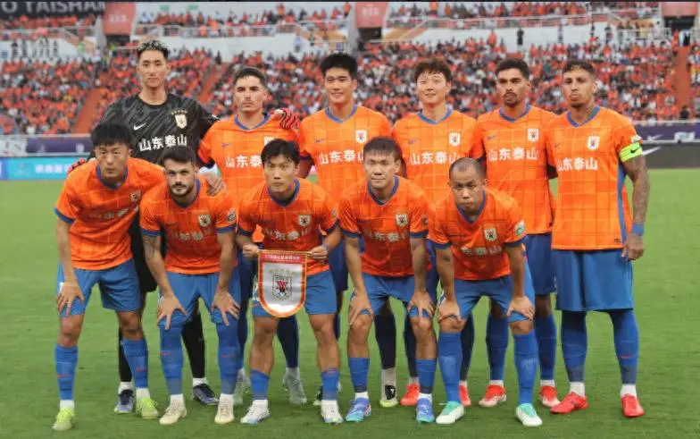 在新赛季中, 俱乐部发文, 快乐