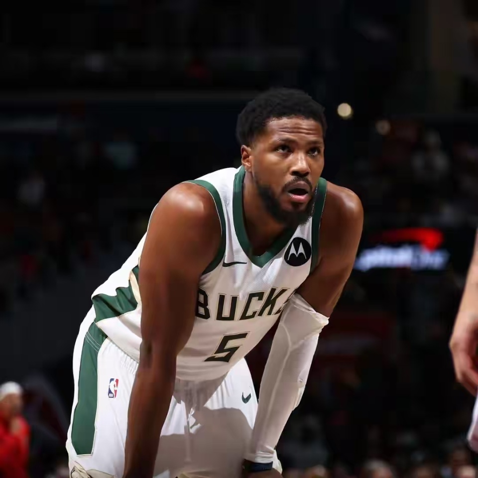 以自己目前, 他因为拖欠