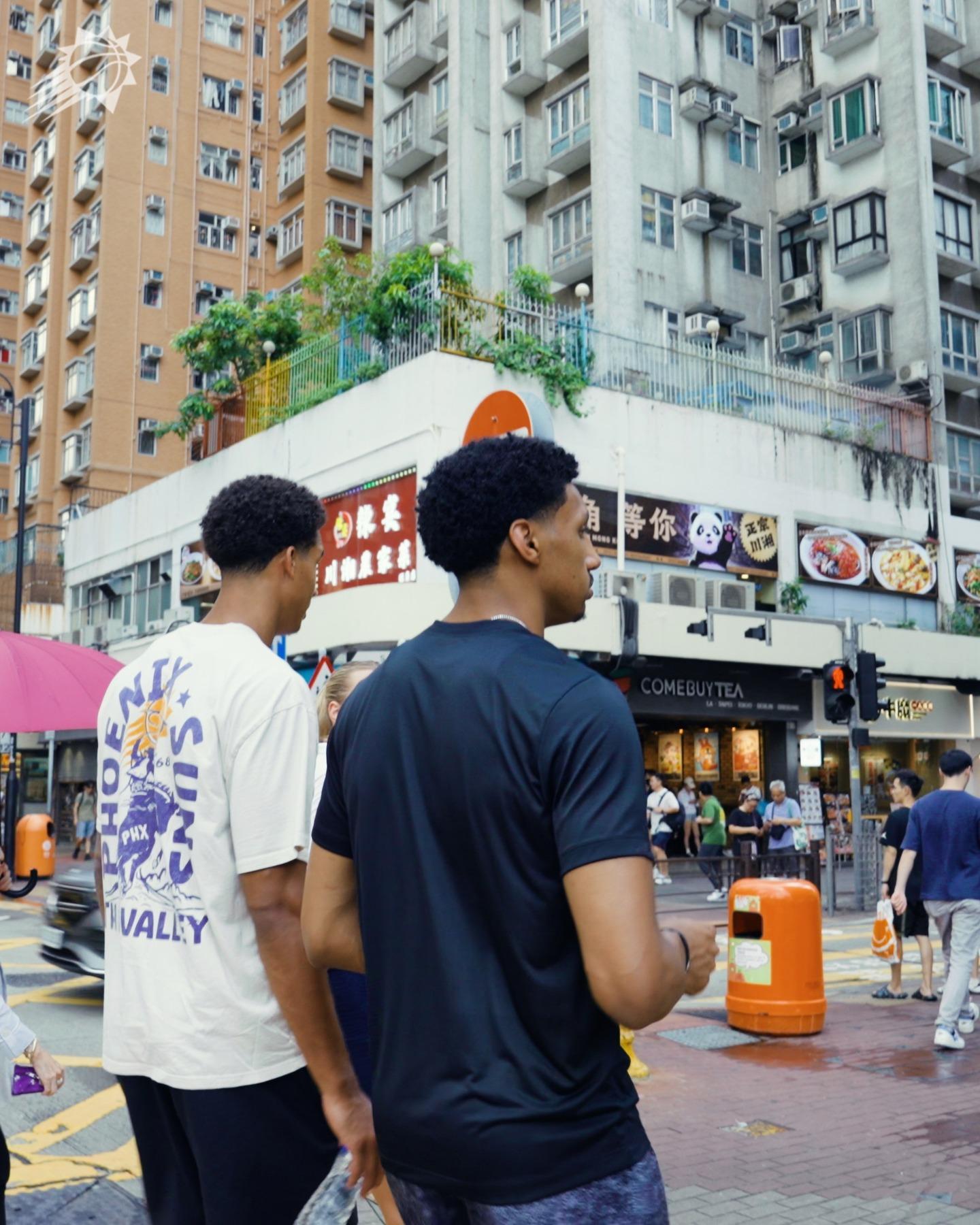 达罗漫步在, 中国香港街, img