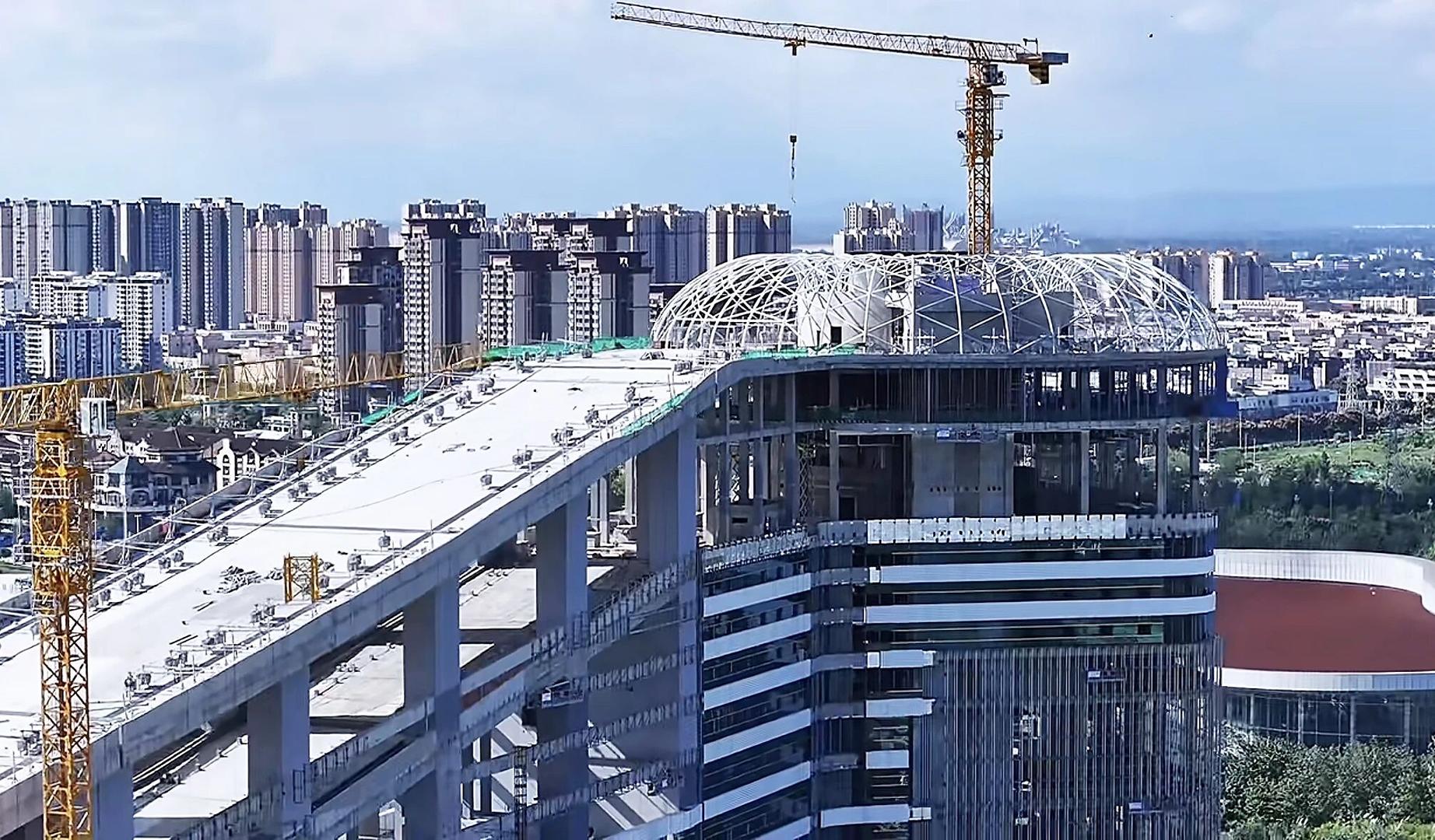 青少年运动, 外立面的仿, 项目创新性